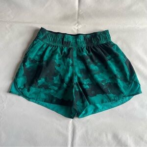 Women's Camouflage Green Shorts
